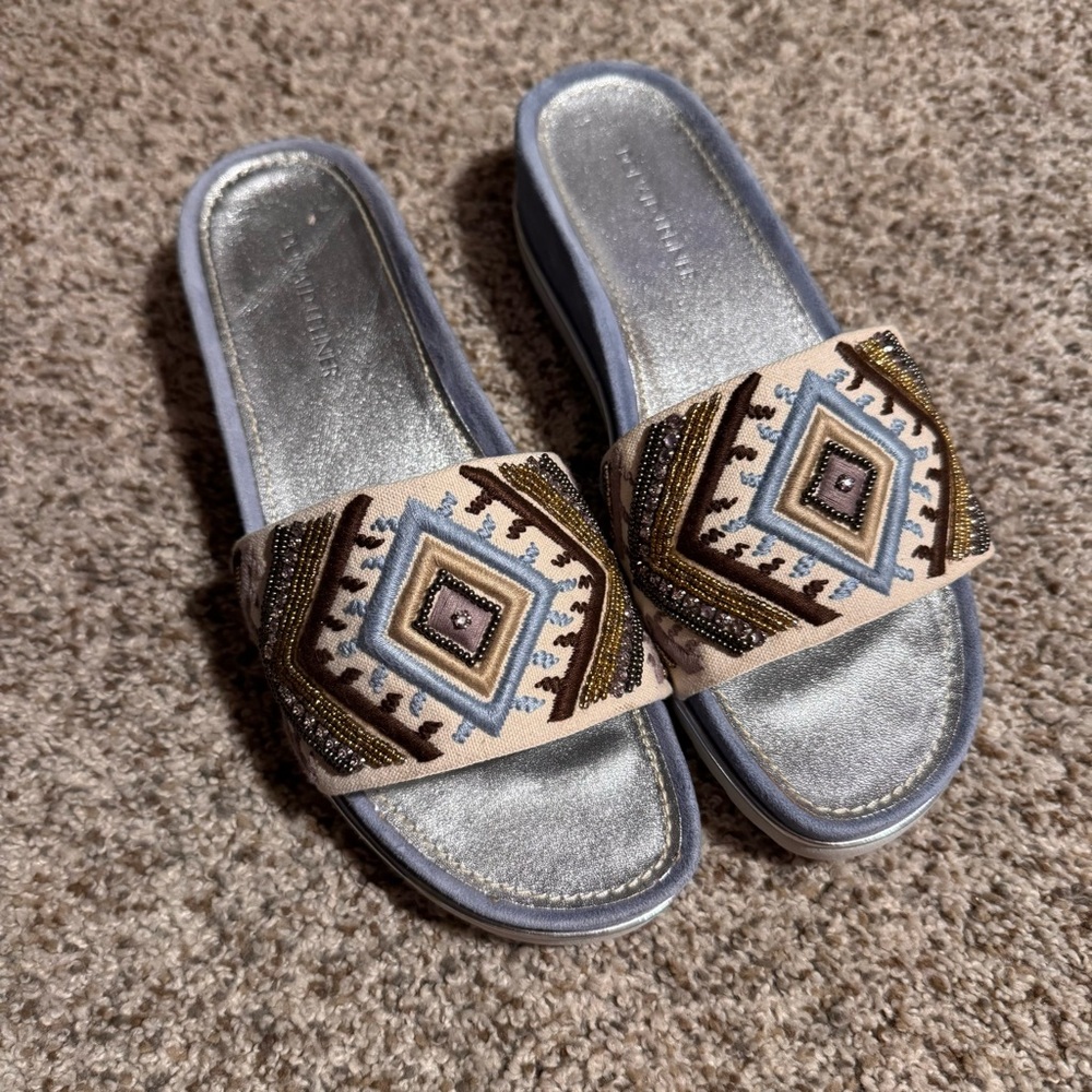 Donald J. Pluner Cava Embroidered Slide Sandals - Silver and Brown Size 8.5
